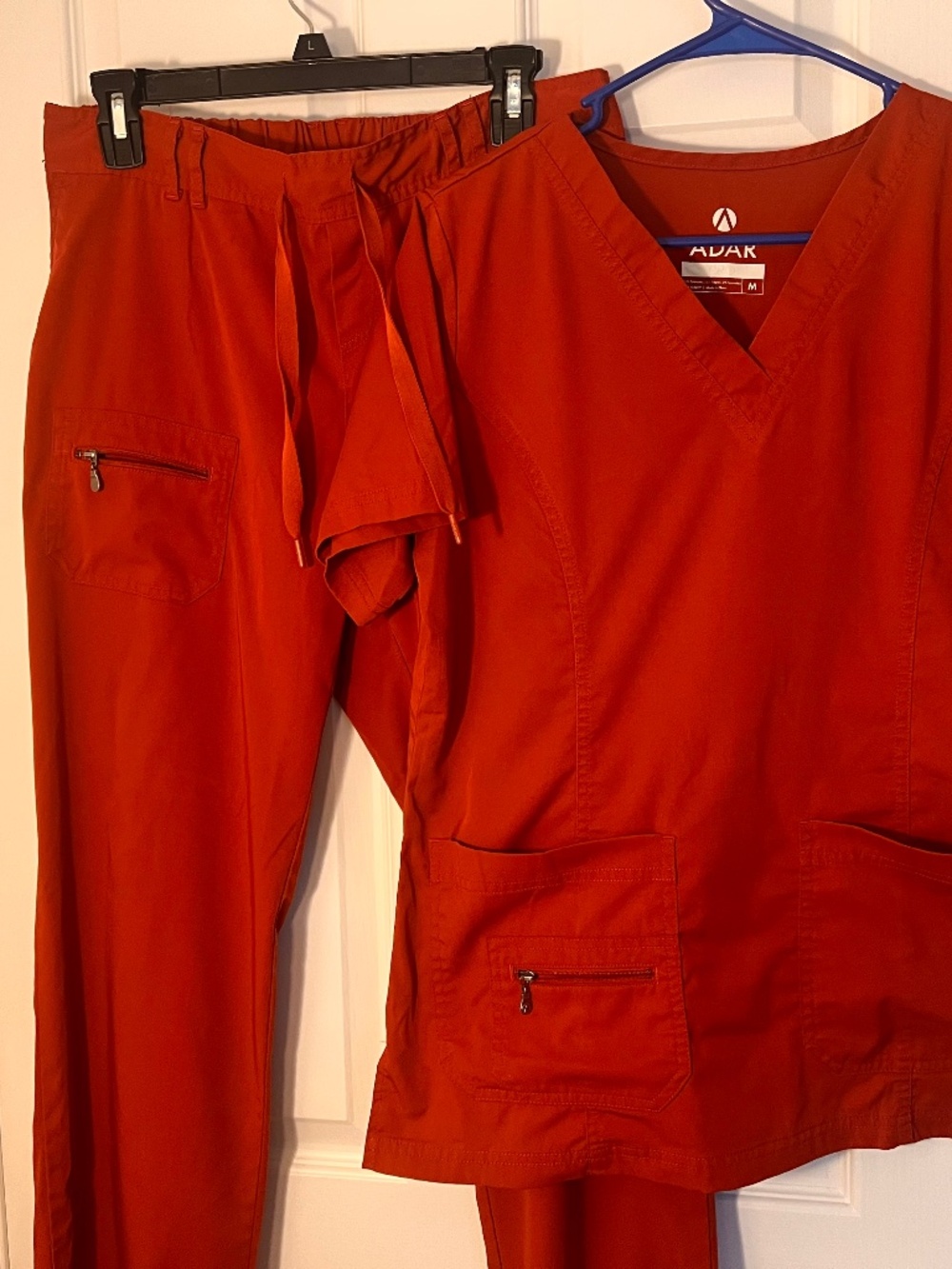 Adar Pro Scrub sets